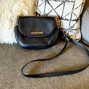 Michael Kors Crossbody, Small, lots of storage, like new condition.